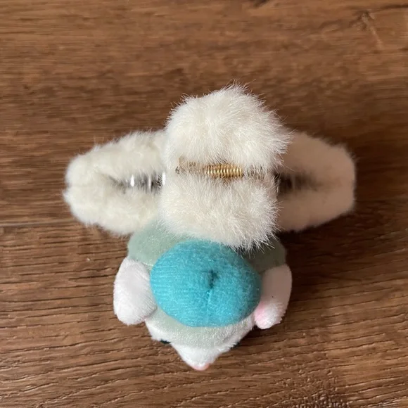 DISNEY-NWT Duffy’s Friend Gelatoni 3D Plush Hair Claw Clip - Picture 4 of 8